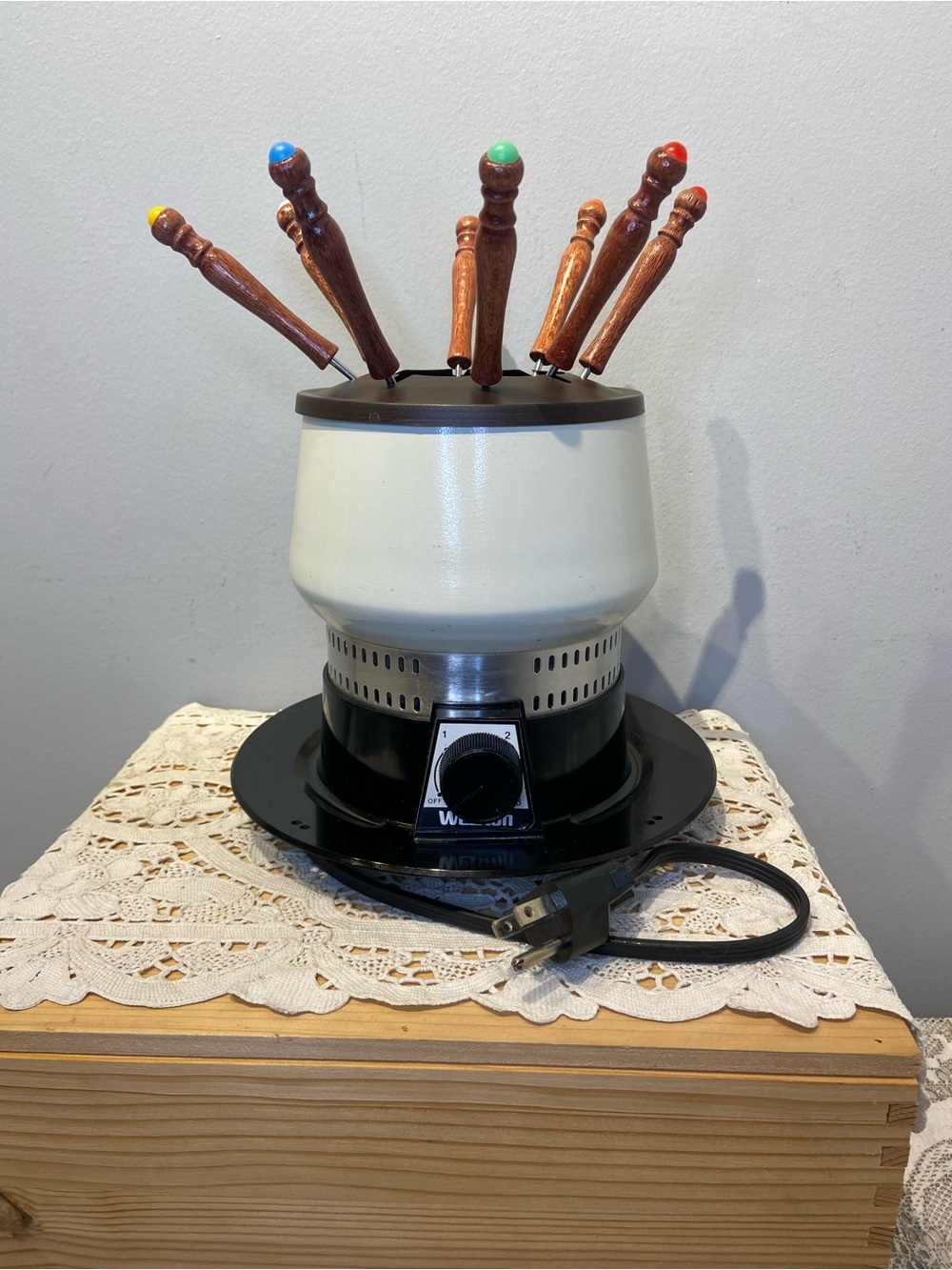 Electric Fondue Pot with Forks and Original Box
